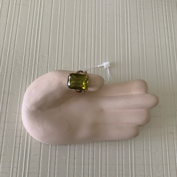 Ann Taylor Crystal statement ring size 7 - Picture 6 of 8